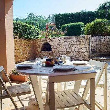 Villa O Monte: Charming Family Near Alvor
