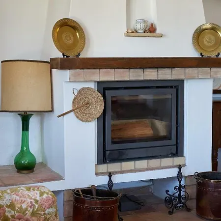 O Monte: Charming Family Near Villa *